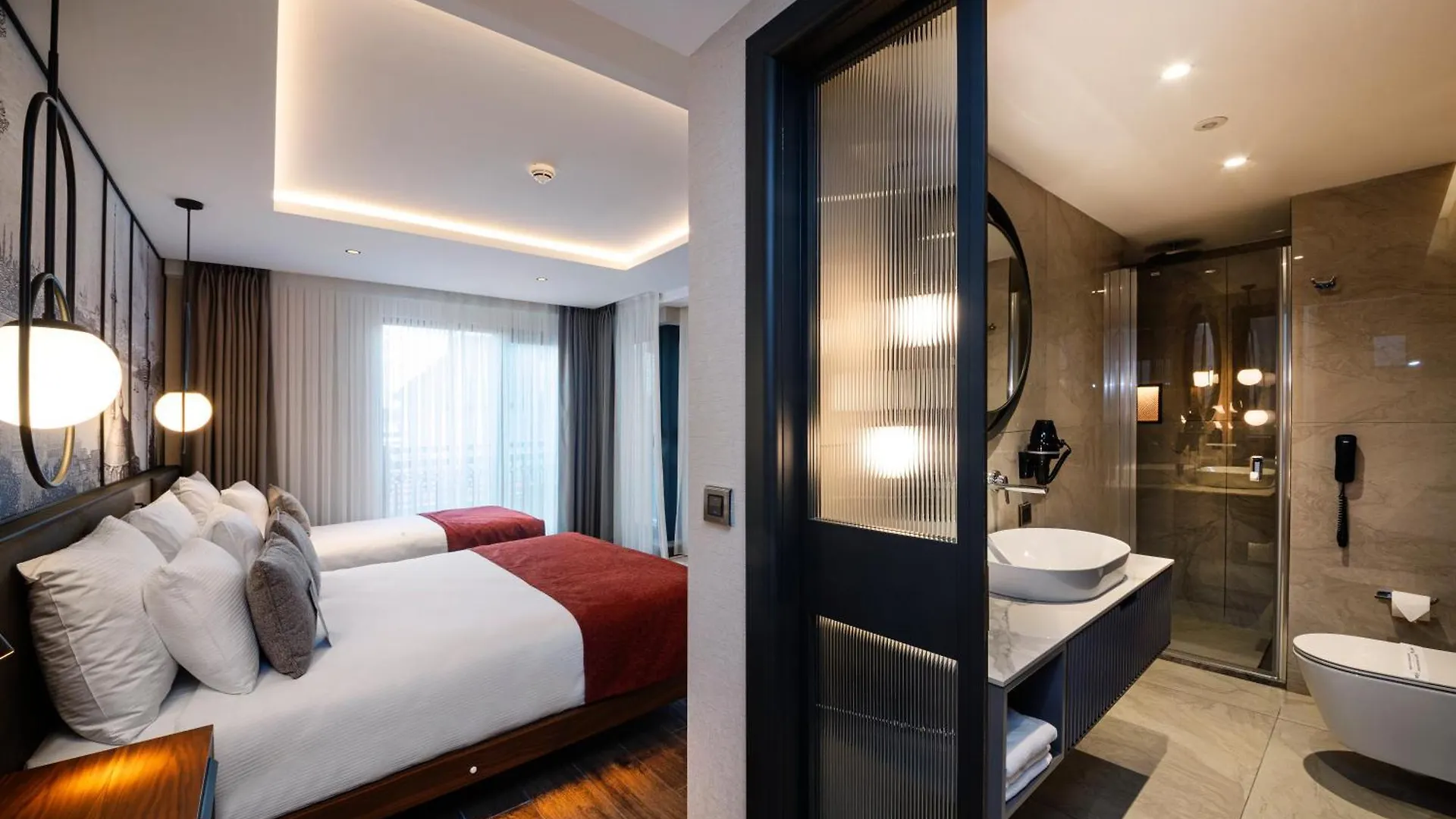 Levni Premium Hotel Istanbul Old City 4*,